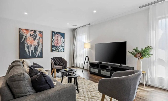 Delacombe Casa | Bellamama's @ Ballarat
