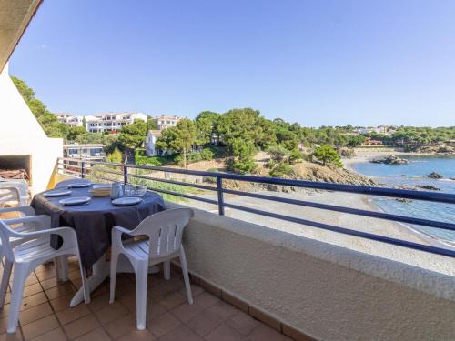 Llanca Casa | BELLAMAR A - Casa adosada para 10 personas en primera línea de mar en Llançà. - ES-228-11