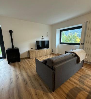 Villa Dalegno Apartamento | Bellavista a Villa Dalegno con giardino