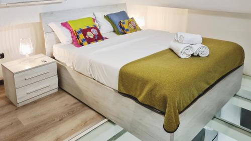 Tricolore Apartamento | BELLAVITA LOFT Milano Center near Duomo,Central Station, Navigli