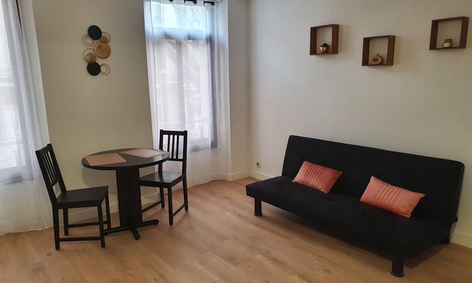 Digne-les-Bains Apartamento | Belle Appartement en Plein Centre Ville Idéal Pour vos Vacances