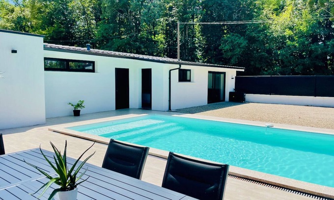 Saint-Selve Apartamento | Belle Dépendance au Calme Sud-gironde