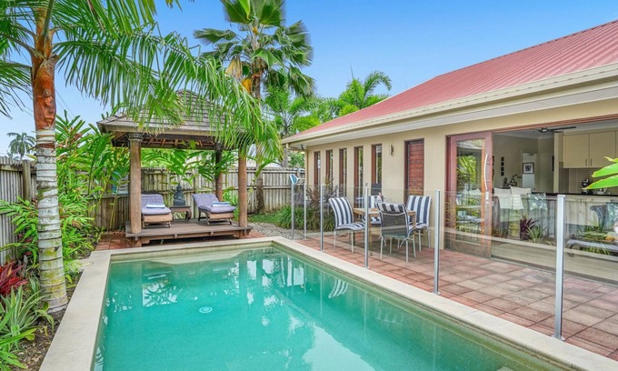 Palm Cove Casa | Belle Escapes Villa Kintamani - Palm Cove