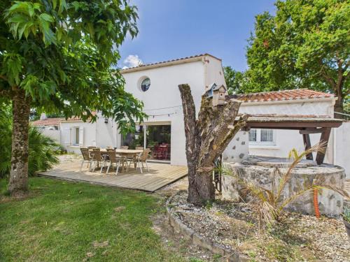 Saint-Reverend Casa | Belle et spacieuse maison au calme pour 8