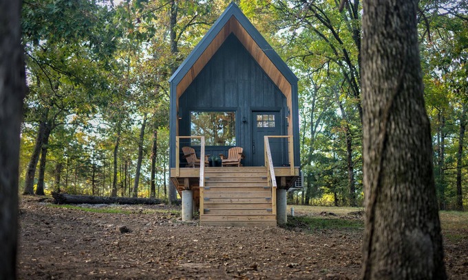 Fayetteville Cabina | Belle House at Black Oak Farms.
