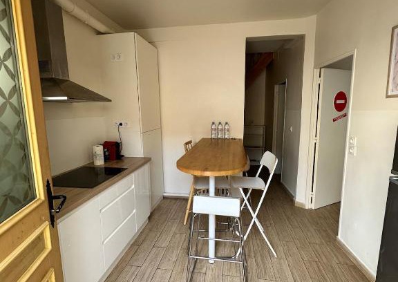 Centre Casa | Belle maison à 11 mm des Champs Élysées