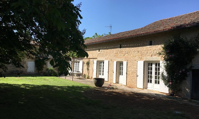 Blanzay Casa | Belle Maison à 3kms de la Vallée des Singes