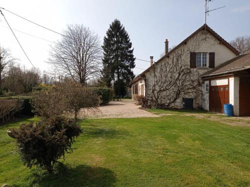 La Bazoche-Gouet Apartamento | Belle maison de Campagne Confortable 17 couchages