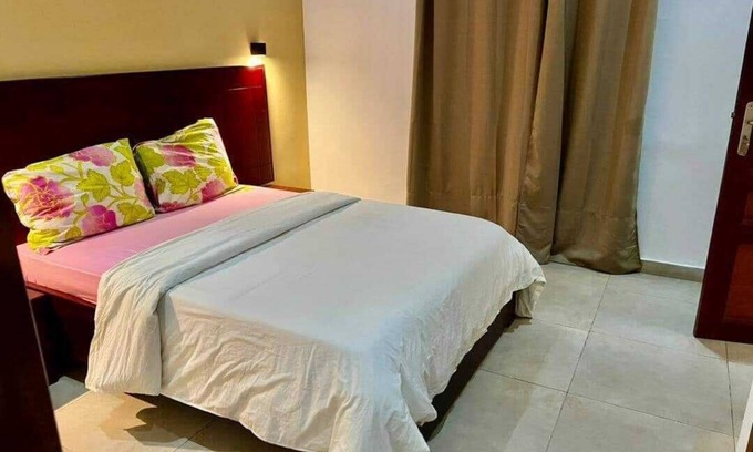 Brazzaville Apartamento | Belle résidence située à 5 minutes de l' aéroport et du Centre Ville.