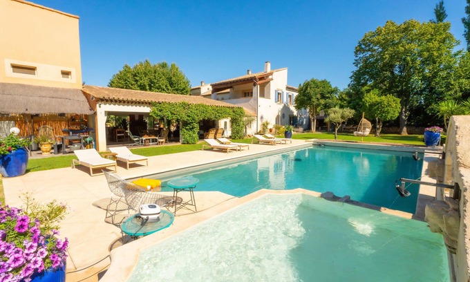 Grans Otro | Belle Villa Provençale Dans Parc Paysagé Avec Piscine/sauna/balnéo + Dépendances