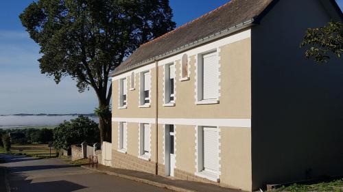 Beganne Casa | BELLE VISNONIA meublé de caractère Sud Morbihan