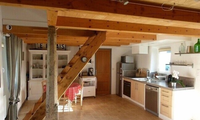Sauzon Casa | Belleiloise totalmente restaurada antigua casa en la playa
