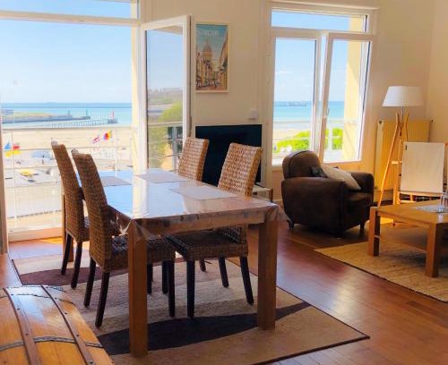 Boulogne-sur-Mer Apartamento | BELLEVUE -Appartement de Charme - Vue imprenable sur la Mer - Face à Nausicàa
