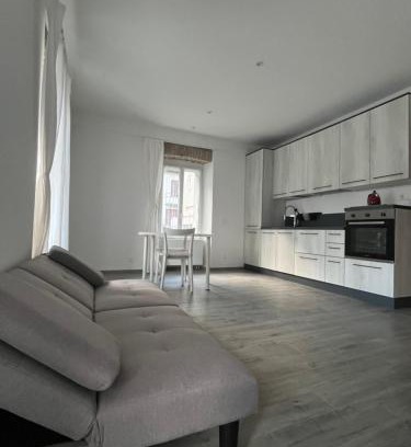 Bellinzona Apartamento | Bellinzona with private parking