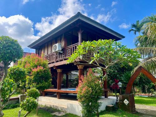 Kecamatan Montong Gading Complejo | Bello Ethnic Bungalow & Resto