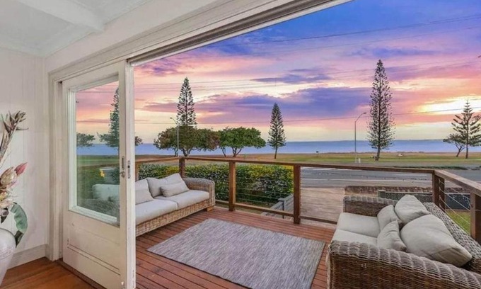 Clontarf Casa | Bells Beach Bungalow