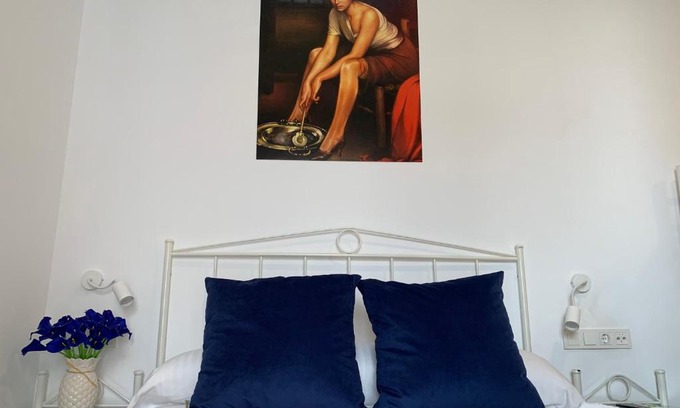 La Catedral Casa | Belmonte Rooms