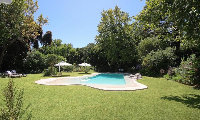 Constantia Casa | Beluga of Constantia Guest House