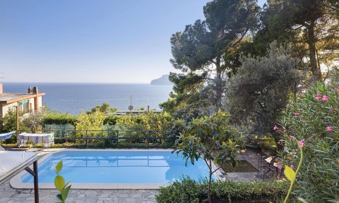Torre del Mare Apartamento | Belvedere su Spotorno