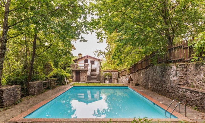 San Marcello Piteglio Casa | Casa de vacaciones vintage con piscina compartida