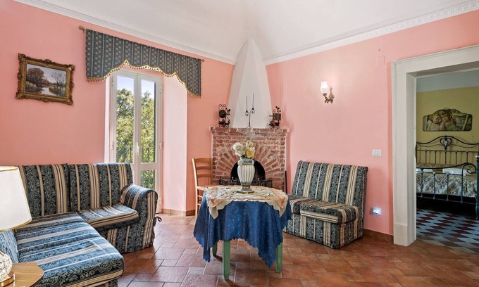Maniace Cabaña | Atractiva casa de campo con jardín privado