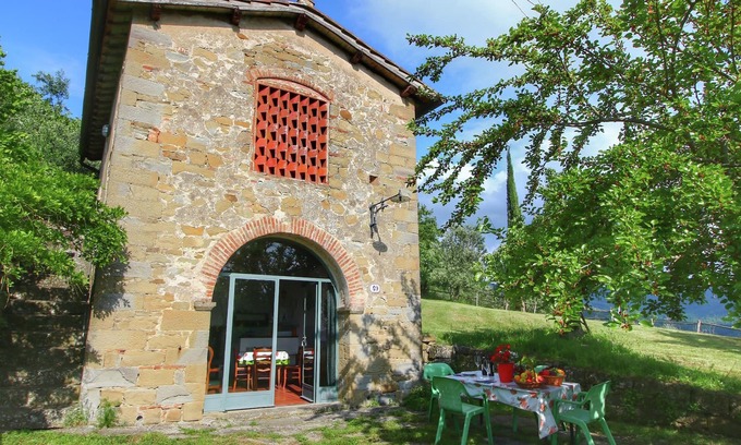 Petrognano Cabaña | Acogedora casa de campo en Rufina con Piscina