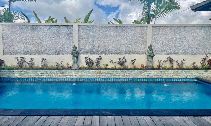 Melayang Hotel | Belvilla Chaitanya Niketan