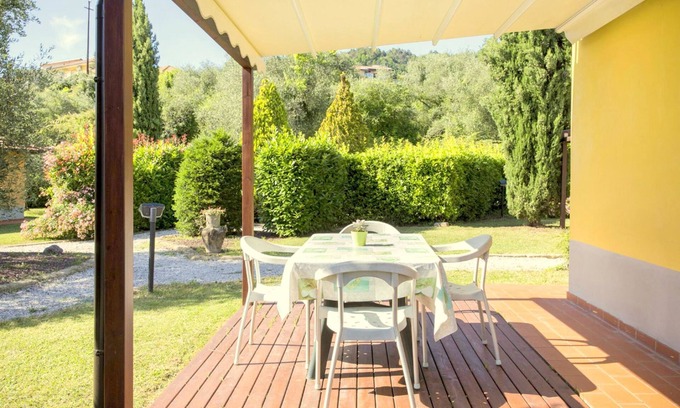 Montebello di Mezzo Casa | Acogedora casa de vacaciones con piscina
