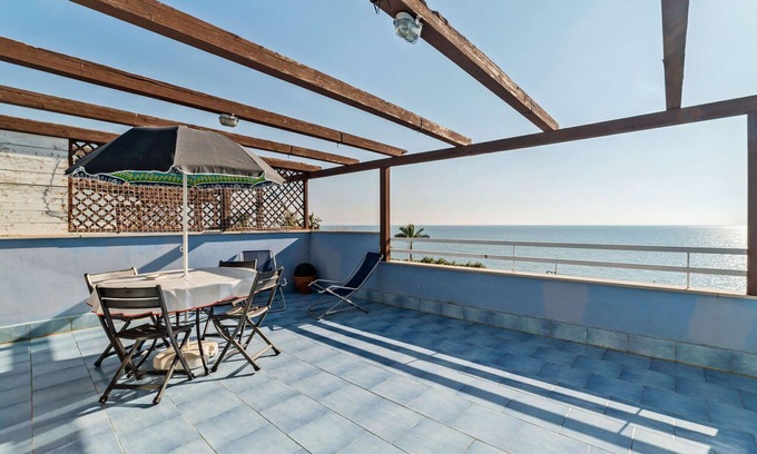 Santa Marina Apartamento | Apartamento junto al mar en Policastro Bussentino