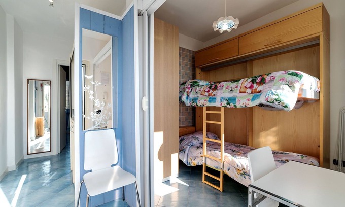 Santa Marina Apartamento | Cómodo apartamento con piscina en Policastro Bussentino