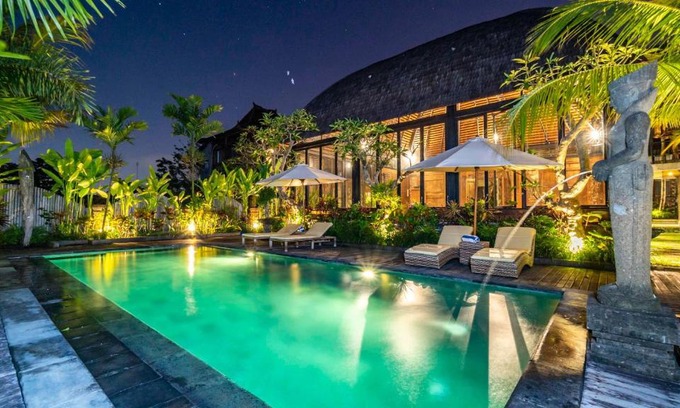 Kutuh Kaja Hotel | Belvilla Scenic Picturesque Near Monkey Forest