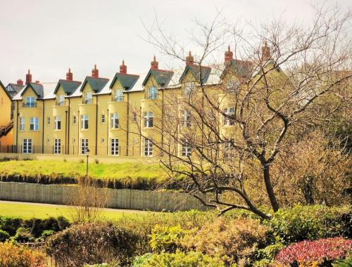 Bushmills Casa | Ben-Ry Cottage, Bushmills, River views