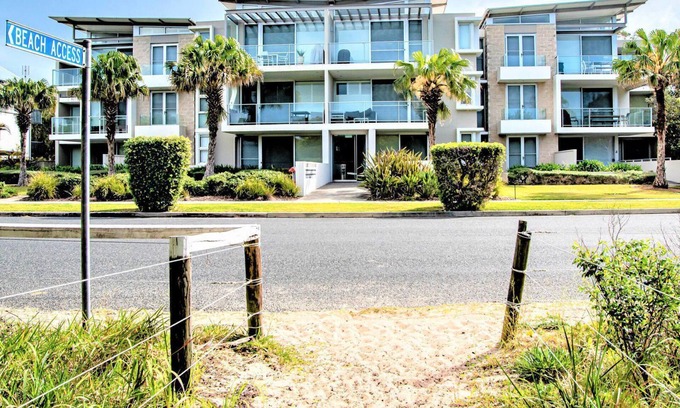 Hawks Nest Apartamento | Beaches Apartment 2 - Acceso directo a la playa - pasos de distancia