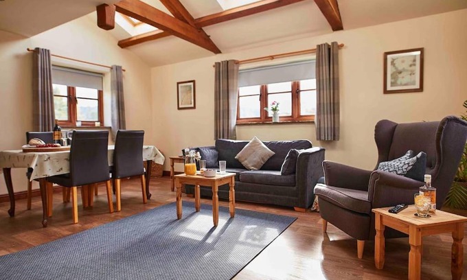 Monmouth Casa | Bentra - Boutique Cottage at Harrys Cottages