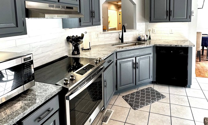 Cleveland Casa | Benwood Poolhouse