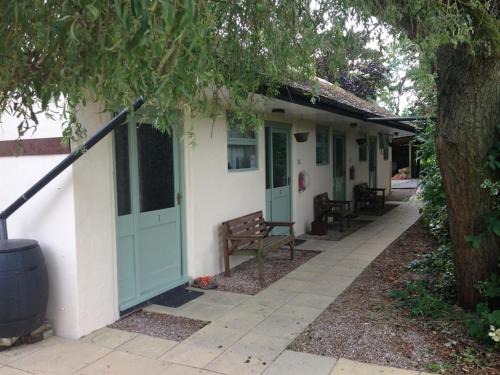 Harbury Cabina | Beoley Lodge