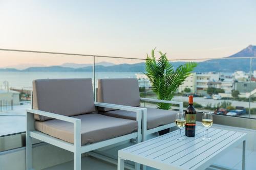 Korinthos Apartamento | BEQUEST Corinthian Luxury suites