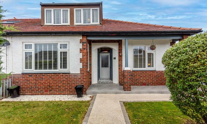 Prestwick Casa | Berelands House - Donnini Apartments