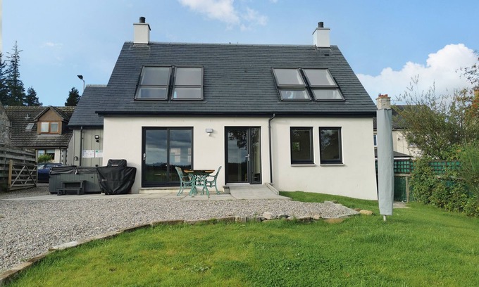 Tomintoul Cabaña | BERG COTTAGE, pet friendly, character holiday cottage in Tomintoul