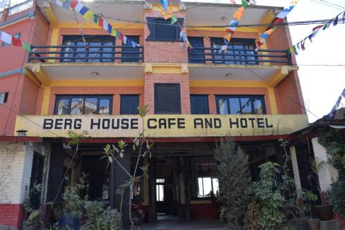Nagarkot Casa | Berg House Cafe and Hotel