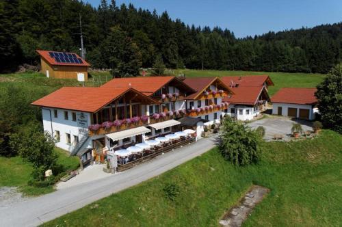 Schwarzach Casa | Berggasthof-Pension Seminar- und Tagungshaus Menauer
