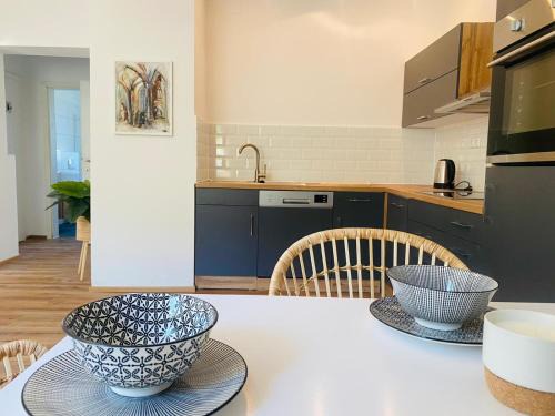 Grafenbach Apartamento | Bergluft TOP 1 Modern Apartment with 2 bedrooms 1 hour from Vienna Parking & 24 hour Self Check-in