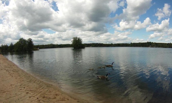 Kahl Apartamento | "BERLIN" - Haus am See mit Sandstrand nahe Rhein-Main und Spessart