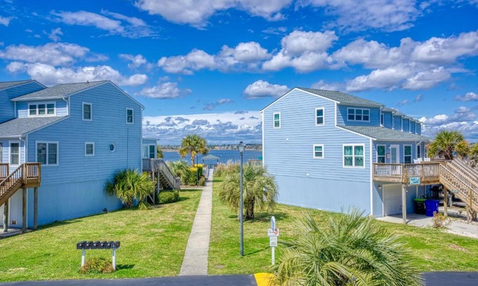 North Topsail Beach Casa | Bermuda Oasis