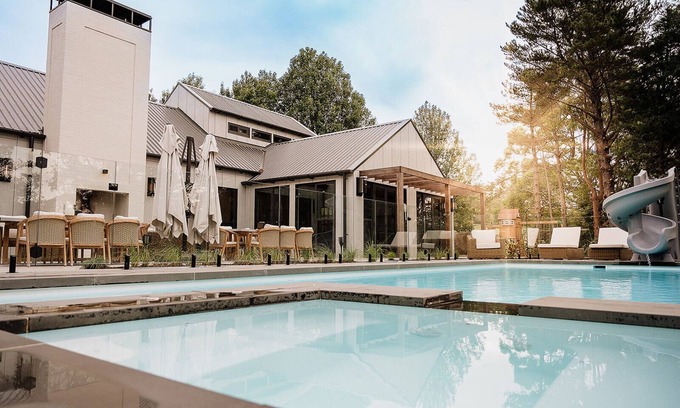 Berry Casa | Berry Luxury Barn House