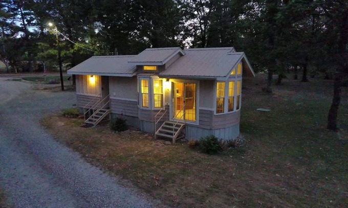 Longview Casa | Berry Patch Cottage S