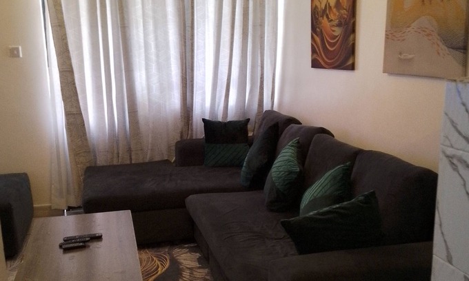 Kikuyu Cama Y Desayuno | Besh Charming 1 bedroom house with wifi