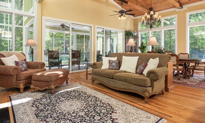 Flat Rock Casa | Beside Still Waters at Bonclarken