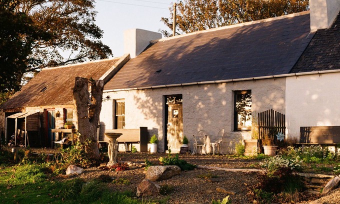Dunbeath Cabaña | Bespoke 1 Bed Cottage in Dunbeath village.