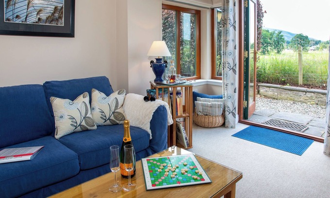 Dunning Apartamento | Bespoke luxury accommodation for couples in a romantic and idyllic setting.